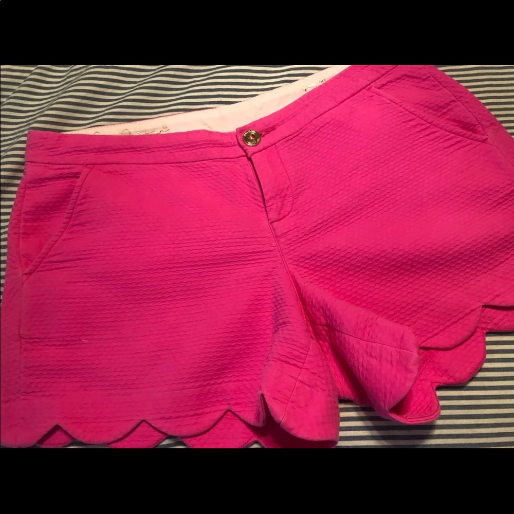 Lilly Pulitzer Buttercup Stretch Shorts